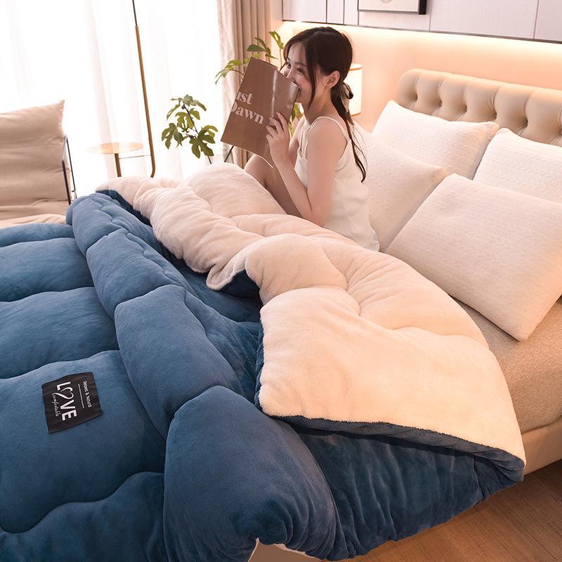 Cozy Milk Velvet Cotton Quilt: Thick Lambswool Bedding for Autumn/Winter - Double Size
