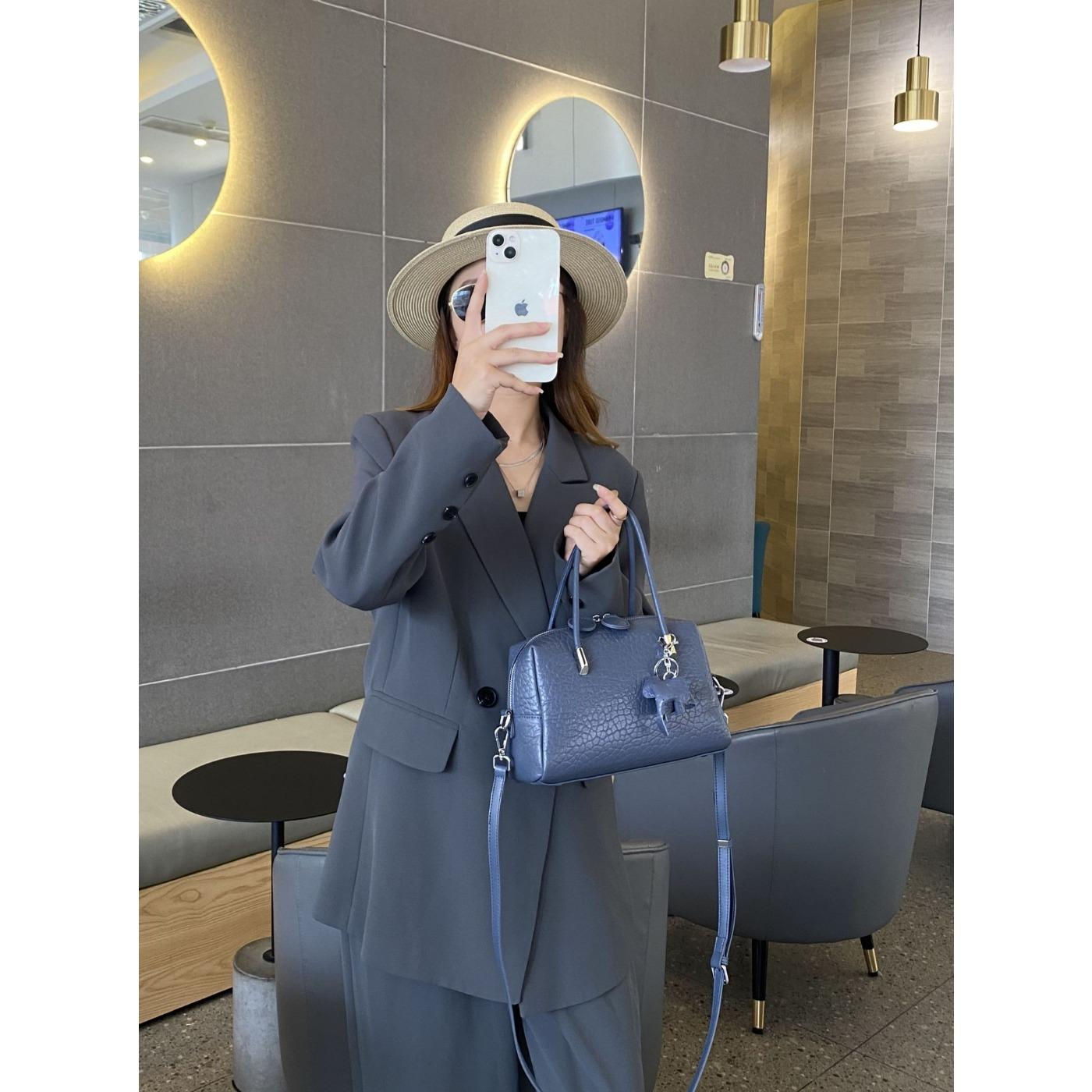 

Женская сумка через плечо из коровьей кожи, большая вместимость, женская модная простая практичная сумка из мягкой кожи