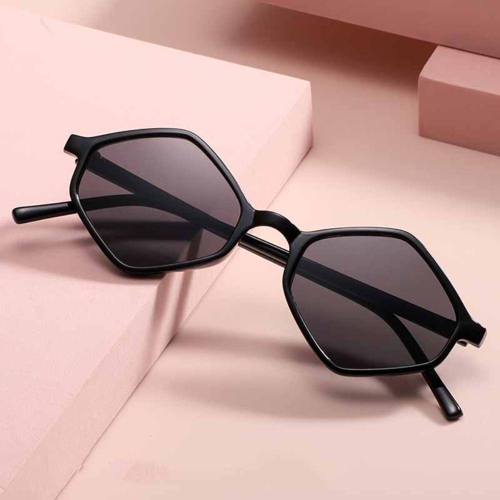Lightweight Metal Eyewear Vintage UV400 Sun Glasses Fashion Rhombus Leopard Sunglasses Holiday