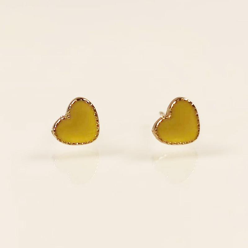 S925 Silver Needle Mori Banana Love Girl Personality Earrings, Fresh and Gentle Lady Versatile Autumn Earrings