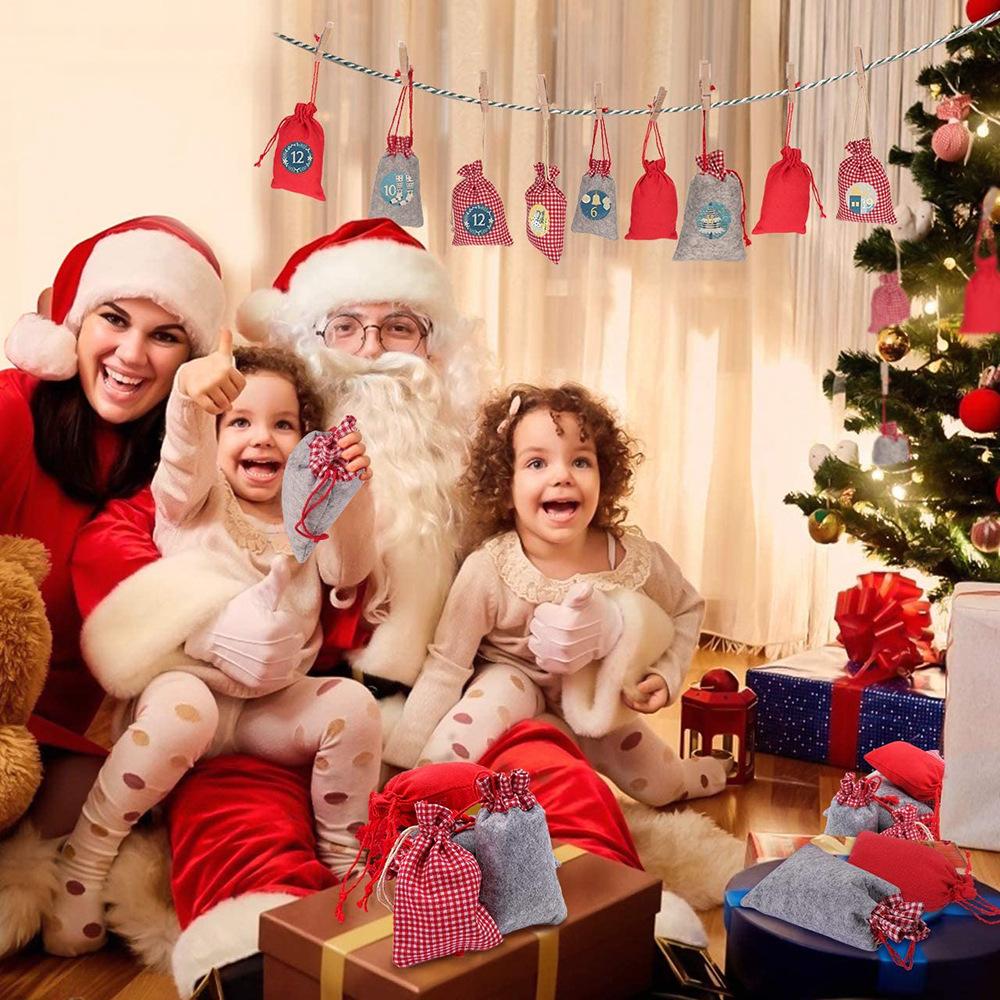 24 st Julset Dragpåse 1-24 Julkalender Nedräkning Hängande Påse Förpackning Presentförvaringspåse