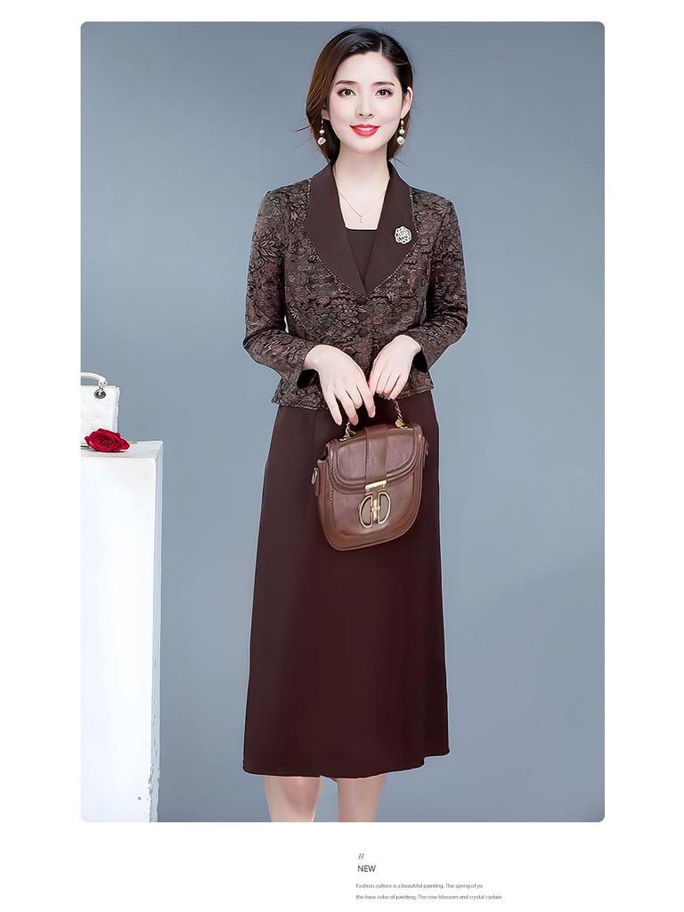 2026 Spring Slimming Temperament Dress: Mid-Length Two-Piece Style with Age-Reducing Print for Women