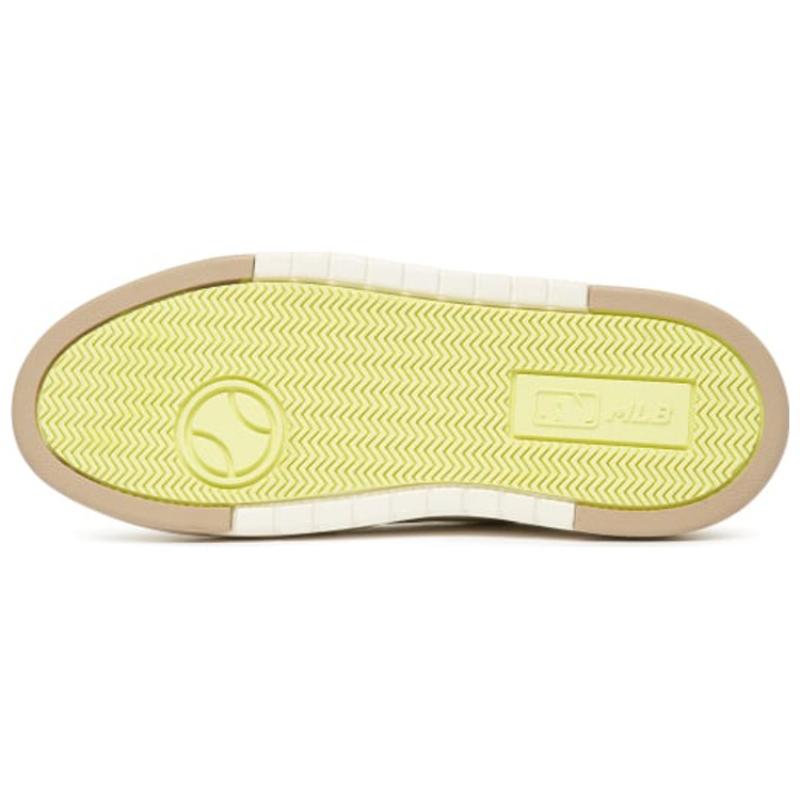 MLB Chunky Liner Slip Resistant Cushioning Abrasion Resistant Low Top Skateboard Shoes Unisex White Yellow Sneakers 3ASXCA12N-50BGS