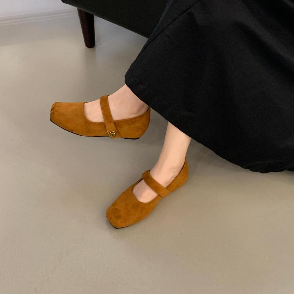 Square head retro ballet shoes 2025 early autumn new flat bottom shallow mouth single shoes female lazy one pedal Mary Jane shoes