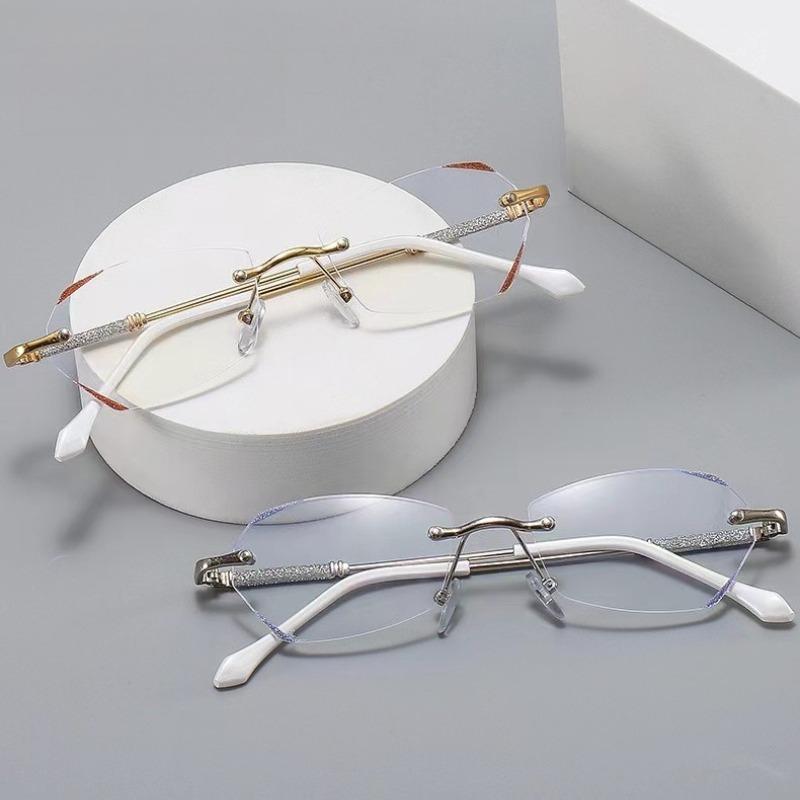 Lady Ultra Light Metal Reading Eyewear Women's Fashion Presbyopic Eyeglasses Diamond Cut Edge Blue Light Reading Glasses Gafas