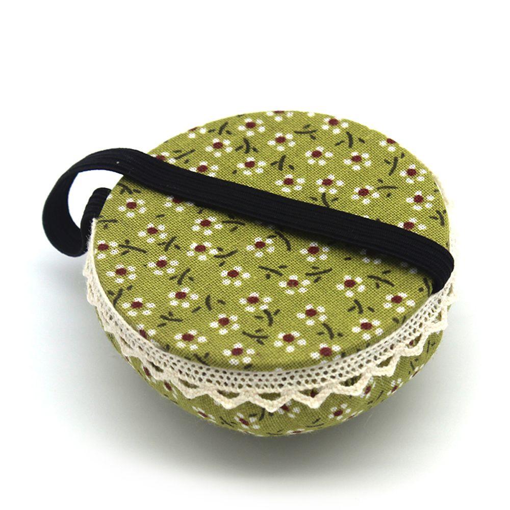 1Pc Nette Ball-Geformt Taste Lagerung Werkzeug Floral Nähen Pin Kissen Nadel Halter Handgelenk Gurt