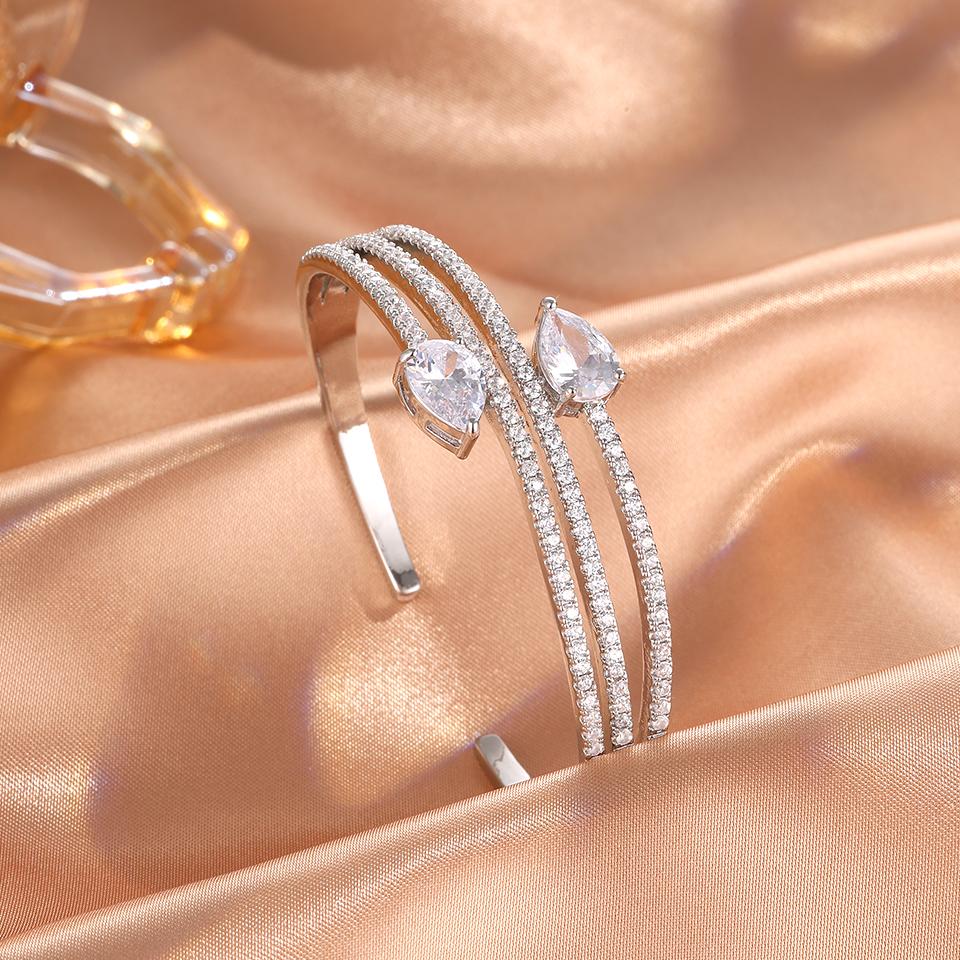 

ZAKOL Темпераментный трехслойный браслет-манжета с микро-вставками из циркона для женщин, роскошный, сияющий, цвет серебра, с кубическим цирконием, для свадебной вечеринки