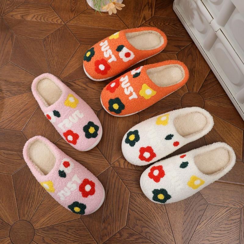 Thick-soled women's thermal cotton slippers with soft soles for home use, anti-slip and warm for winter