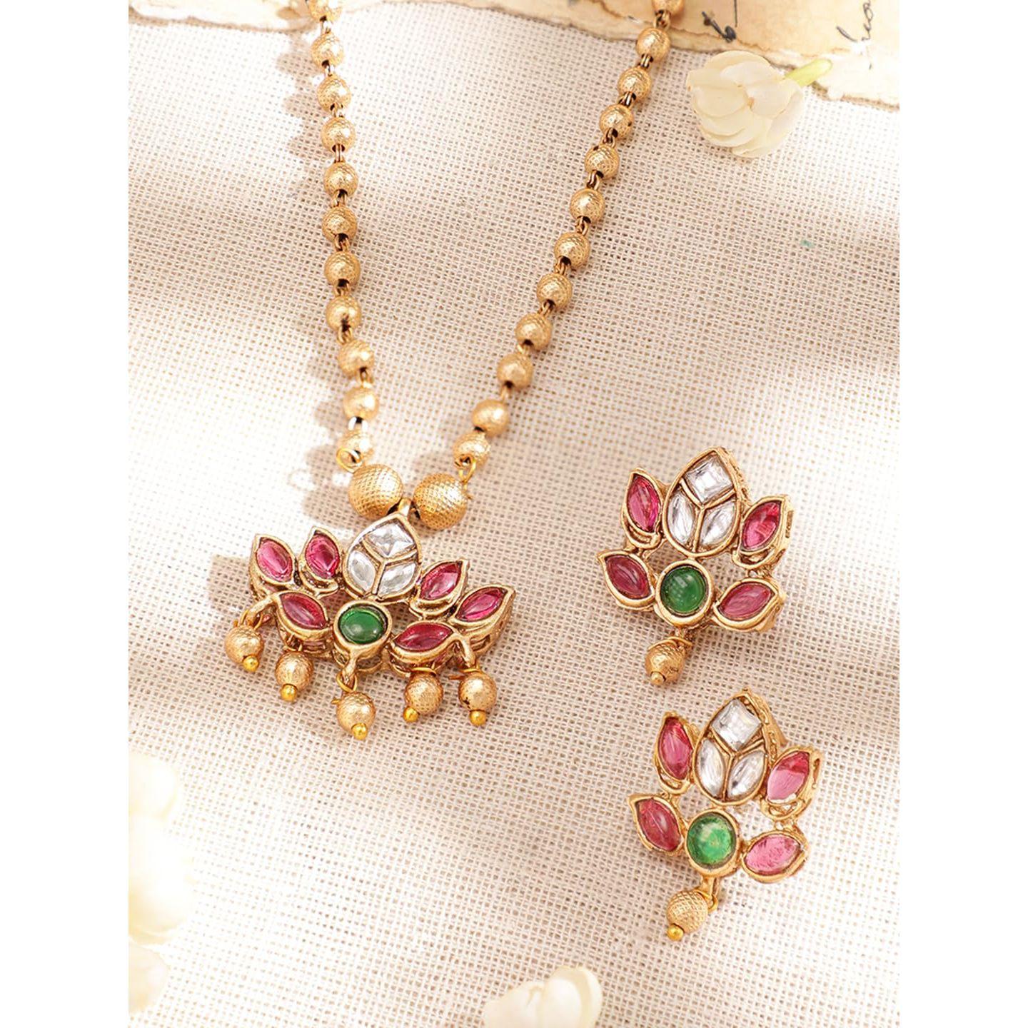 

Набір Намист Традиційний Стильний Квітковий Тематичний Ювелірний Подарунок для Жінок та Дівчат