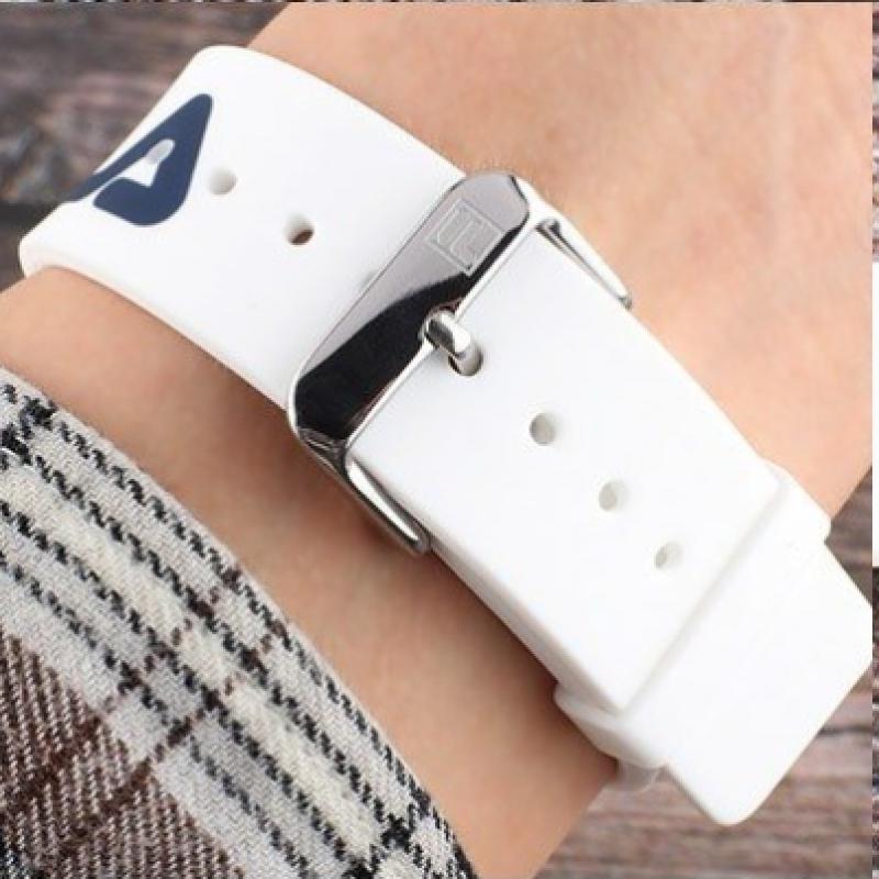 Fila Špičkové unisexové silikonové náramkové hodinky 38 161 101