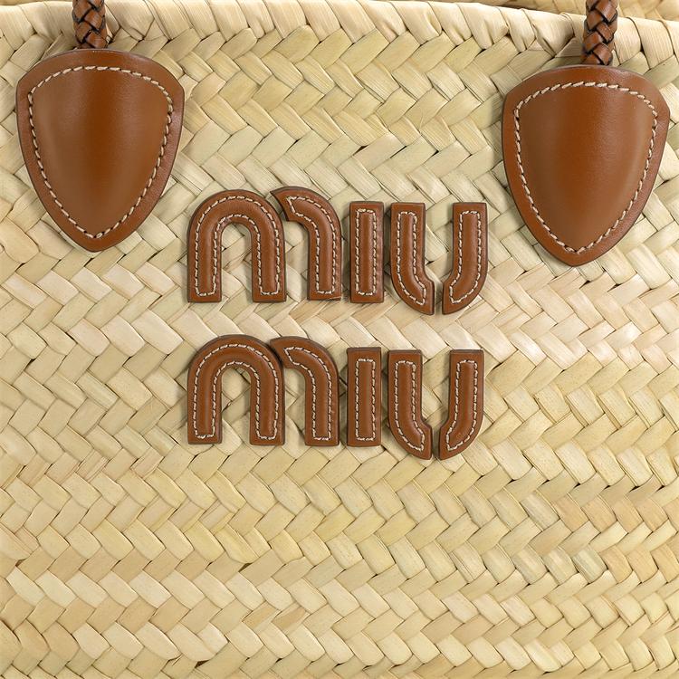 MIU MIU Geantă de plajă din paie cu logo țesut Geantă tote pentru femei Cognac Natural 5BG206-2DDH-F0A5T-V-SLO