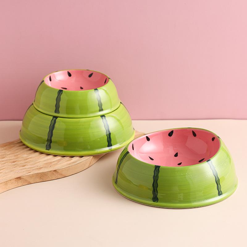 Ceramic High-Leg Cat Bowl, Large-Diameter, Slanted, Anti-Tip, Neck Protection, Cute Japanese Style for Cats and Dogs.