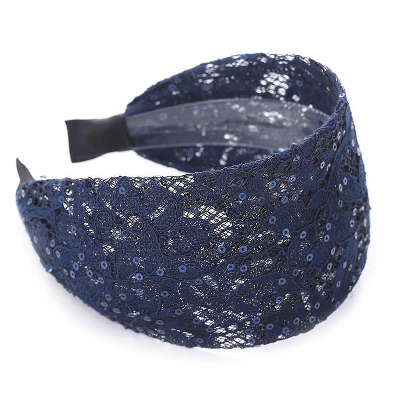 Korean Minimalist Non-Slip White Hair Headband with Teeth - Versatile Hair Accessory for Washing Face and Styling