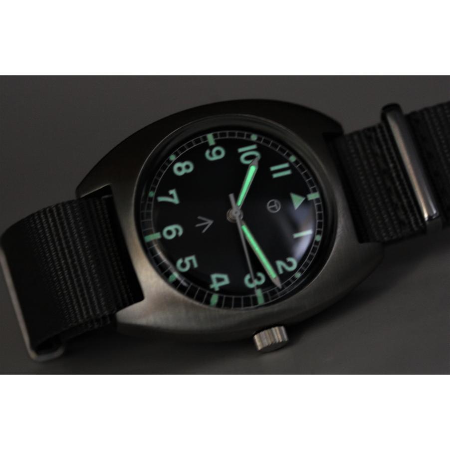 Used Reprint of the British Air Force Military Watch from the 70's! M.R.M.W. Royal Army Watch W-10 Vintage Quartz Watch Broad Arrow Homage