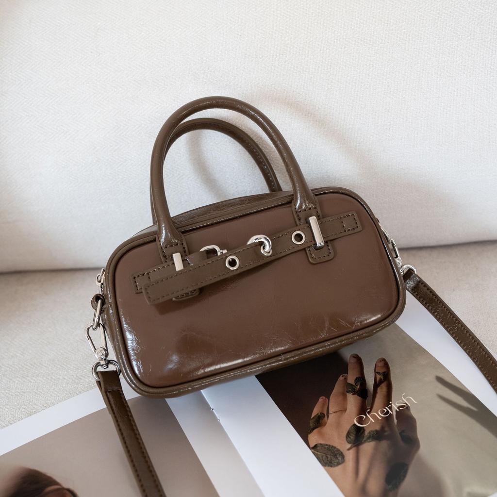 Cowhide Single Shoulder Crossbody Women's Bag, Women's Fashion Generous Pillow Bag Zipper Soft Leather Portable Bright Leather