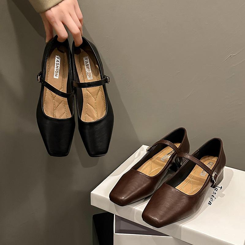 2026 Luxury French Vintage Women's Mary Jane Shoes Chunky Heel Ladies Single Strap Lolita Shoes Buckle Decor Footwear Loafers