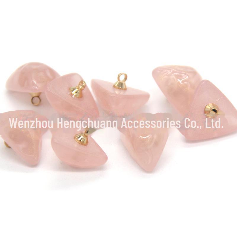 Hengchuang Gold Triangular Pearl Button High-Leg Children's Sweater