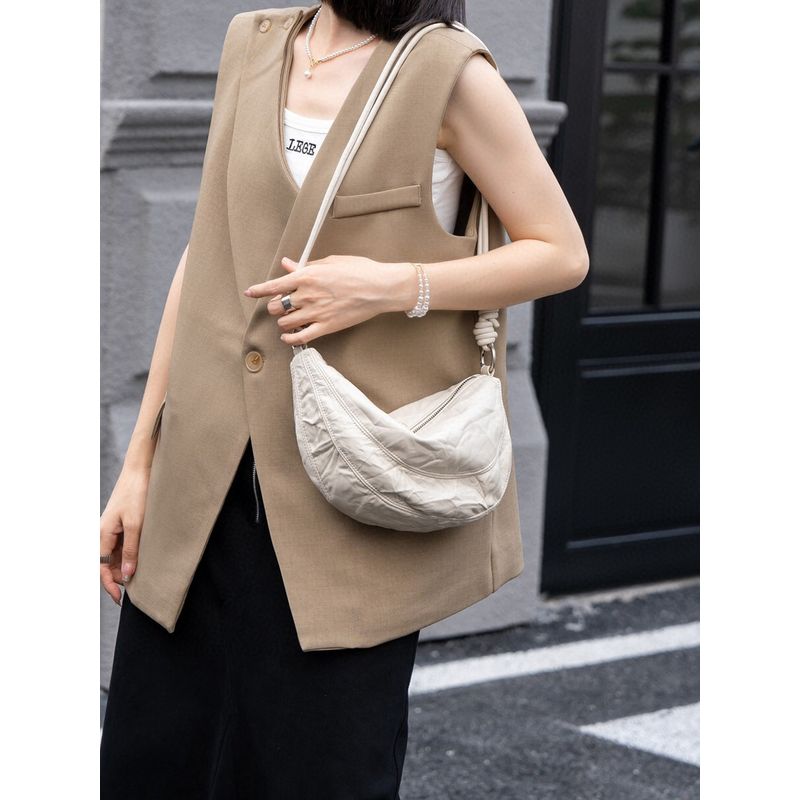 

Niche Style Fashion Crossbody Kettle Bag Women s Bag 2025 New Arrival Minimalist Casual Ruched Saddle Bag Easiest for Match Shoulder Chest Bag Rice Gray