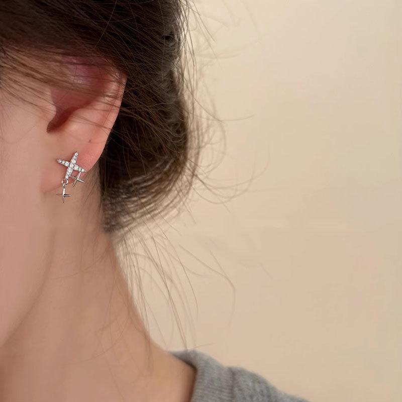 Diamond-inlaid Four-pointed Star Tassel Earrings for Women's New Light Luxury Niche Design