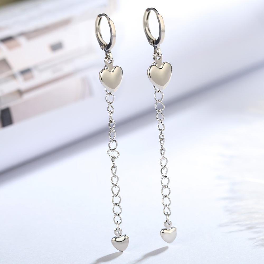New Korean Version Of The Love Tassel Earrings Female Temperament Long Personality Personality Heart-shaped Earrings Wholesale