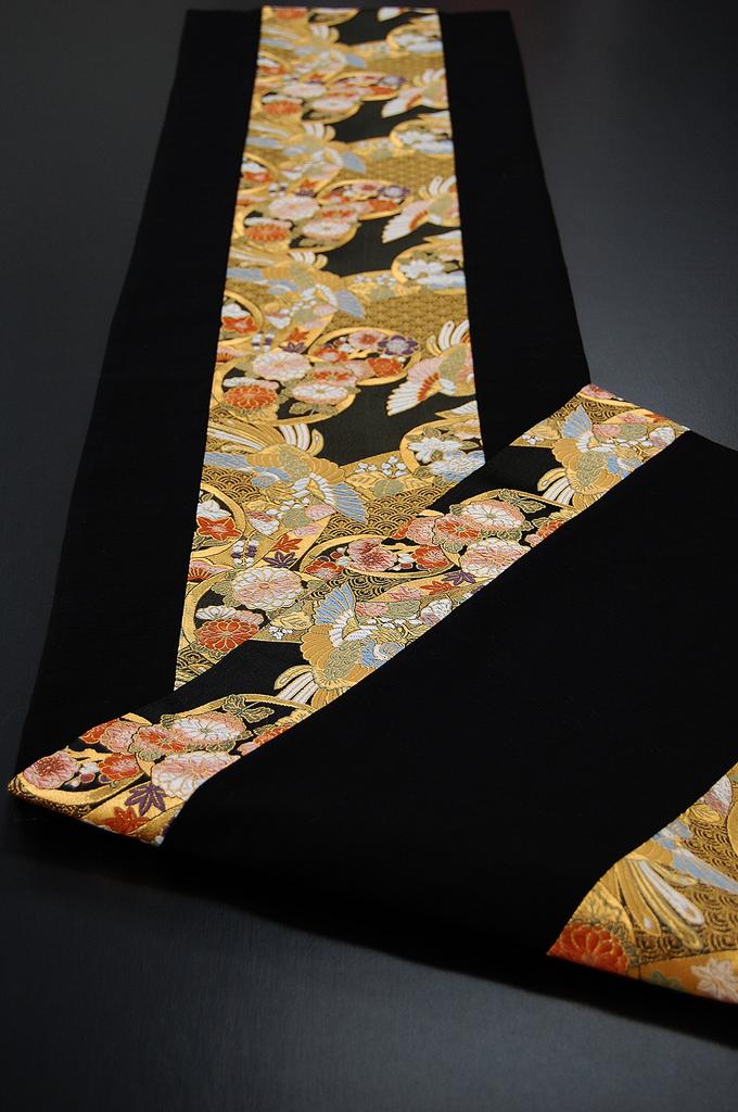 Japanese-Style Kimono Obi Table Runner In a Gift Box (Pre-wrapped)