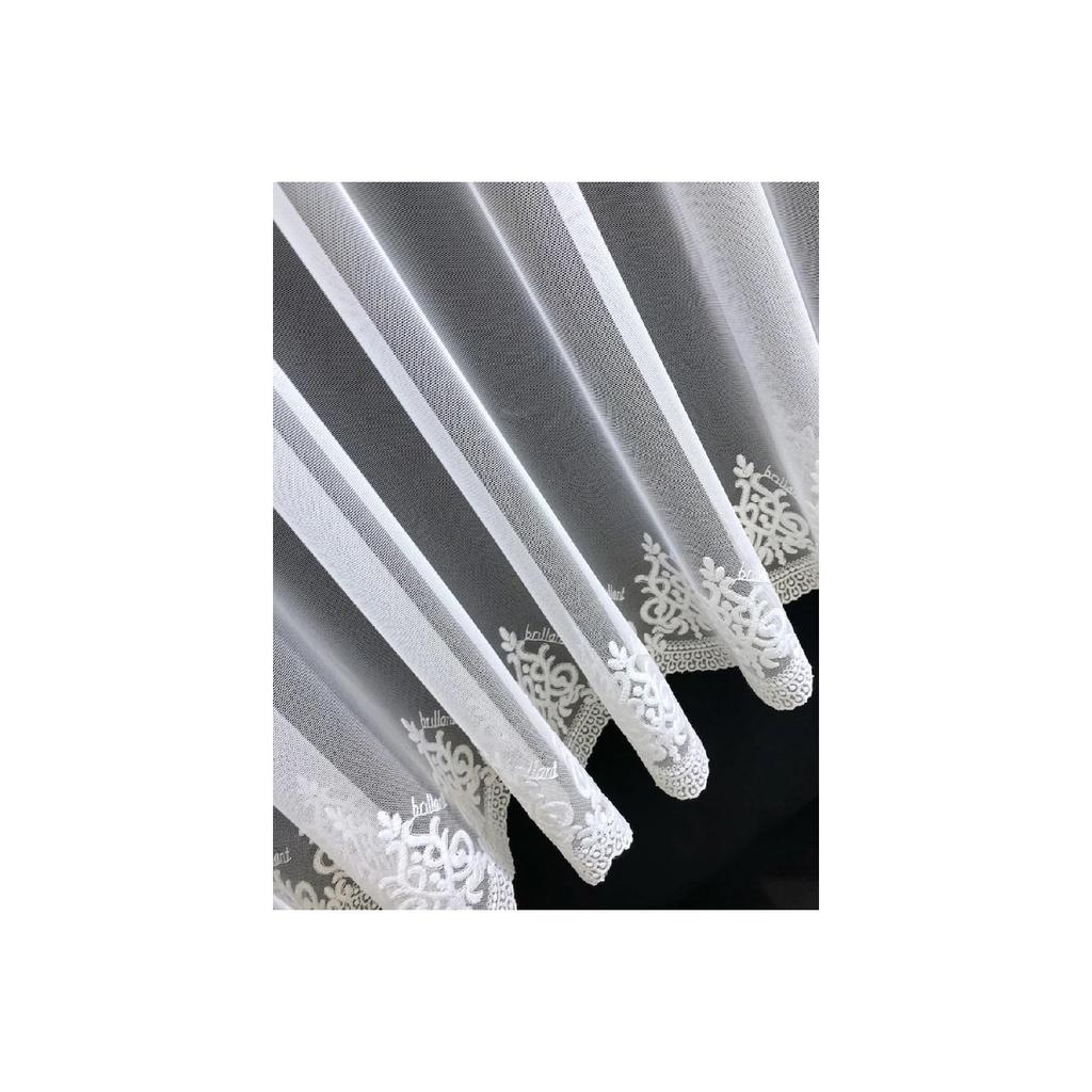 Tulle Curtain With Extra Use To Use Single Wing