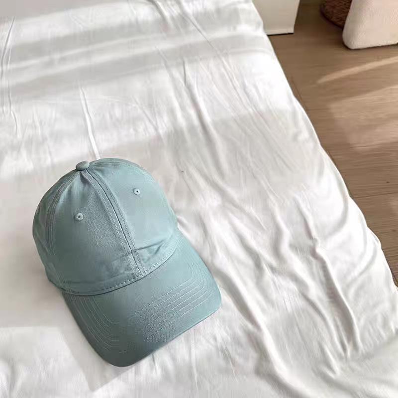 Fashion Hat Simple Versatile Solid Color Cap Men's and Women's Spring and Summer Korean Version Face Small Light Board Multi-color Optional Sun