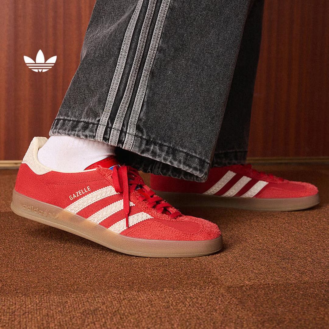

Adidas Обувь в стиле Т GAZELLE INDOOR Винтажные Кроссовки Тренировочные Кроссовки Adidas Трилистник IF1808 48 красный
