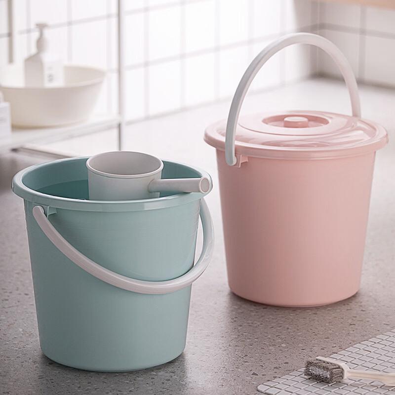 CHAHUA Elegant Plastic Laundry Bucket with Lid