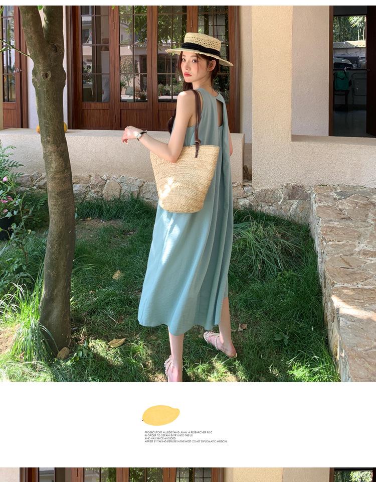 Minimalistisches ärmelloses Strandkleid - Locker, einfarbig, langer Rock für den Sommer