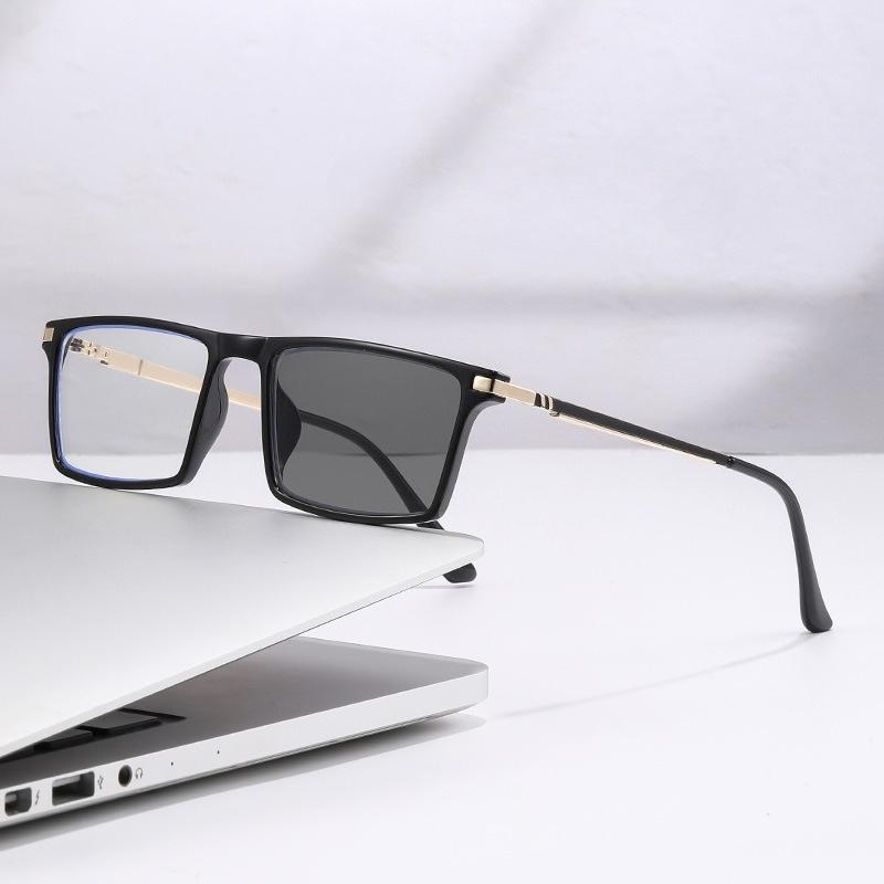 Fashionable Multi Focal Distance Dual-use Reading Glasses with High-definition Photochromic and Anti Blue Light Properties