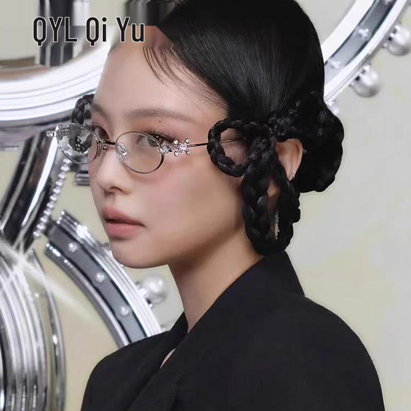 Jennie Style Oval Rhinestone Sunglasses - Trendy Small Frame Women's Nerd Glasses