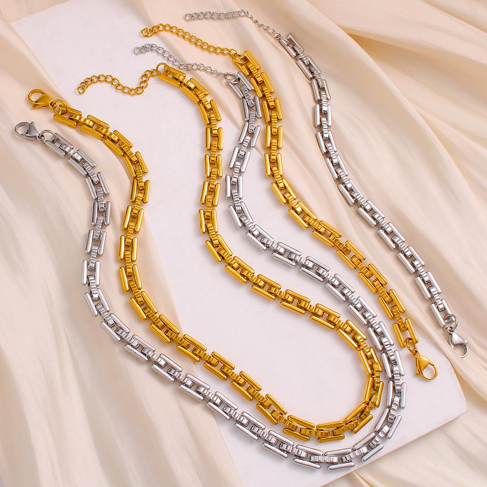 YueShi Interlocking Geometric Quadrilateral Necklace & Bracelet - Versatile, Non-fading Chain.