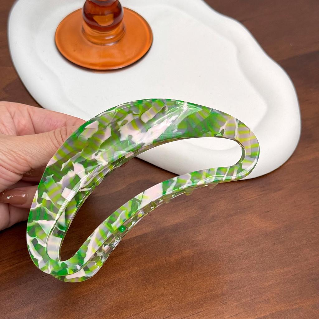 Chic Oversized Hollow Tortoise Hair Clip Classic Retro Style Acetate Claw Clip For Women