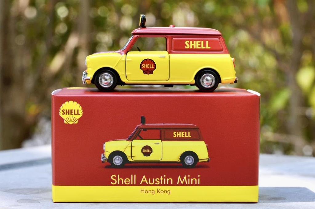 Tiny City Austin Mini Countryman Shell Diecast Model Car 1/50