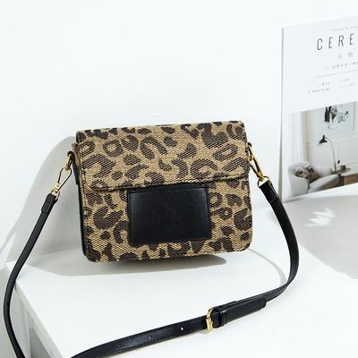 Niche design herfst en winter grote tas damestas nieuwe luipaardprint kleine vierkante tas veelzijdige schouder okseltas