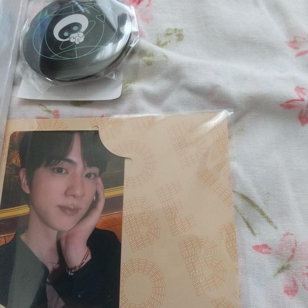 [USED] BTS jin Gacha & ECHO II & Photo Card Included