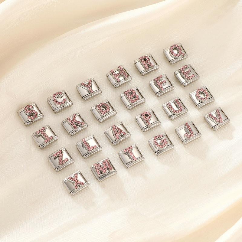1pz Micro Intarsiato Zirconia Rosa Full Zircone 26 Lettere Inglesi Fascino Italiano Adatto Bracciale in Acciaio Inossidabile da 9mm Gioielli Fai da Te