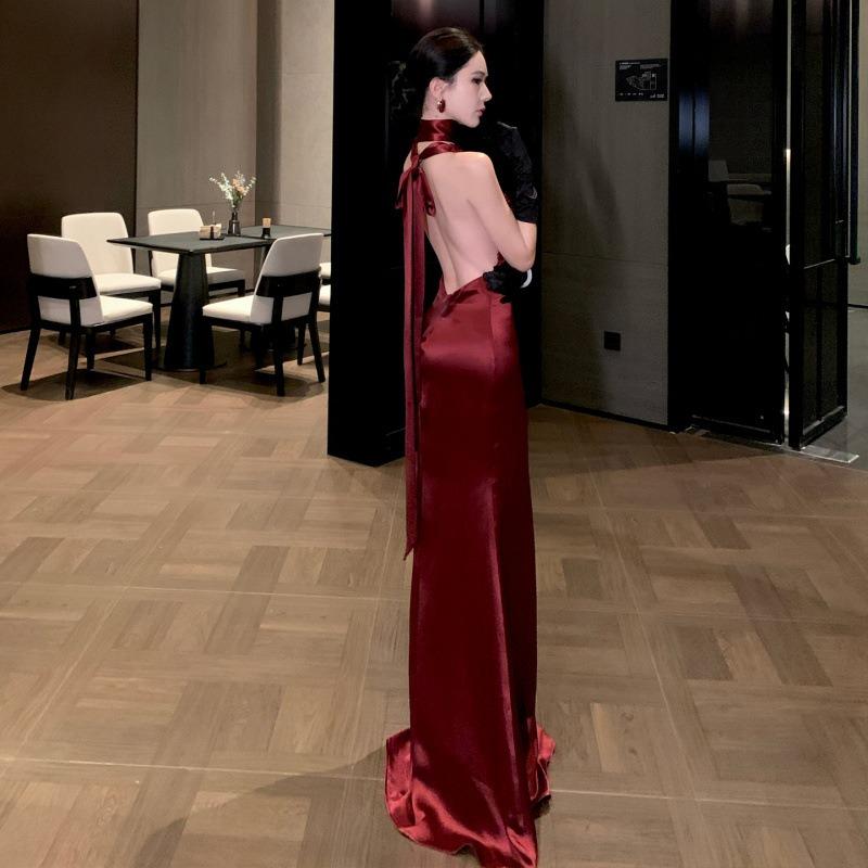 Premium Luxury Dinner Red Neck Sequin Dress Deep Sexy Halter Dress Hip Wrap Dress