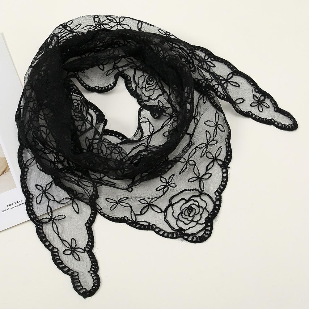 Embroidery Lace Floral Triangular Scarf Veil Woman Muslim Prayer Headscarf Elegant Headcloth Spanish Shawl 130*45Cm