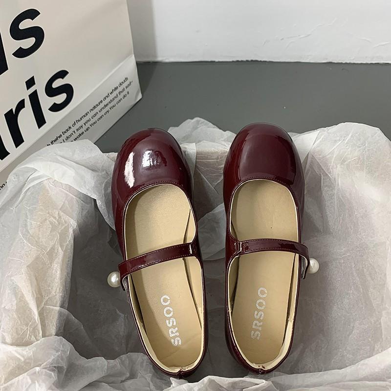 French retro round head flat bottom shallow mouth single shoes women's 2025 new summer versatile skirt soft sole Mary Jane shoes