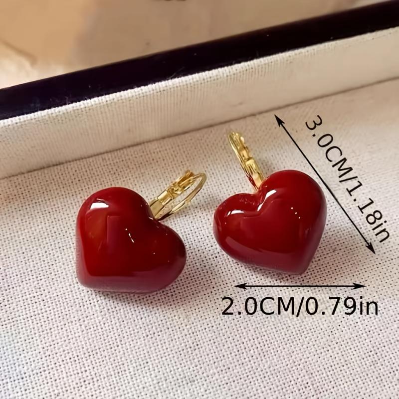 1 Pair of Elegant French-Style Heart-Shaped Earrings - Vintage Red Resin with Golden-Tone Iron Posts, Perfect for Daily Wear