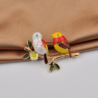 Female Fashion Cute Bird Brooches For Women Luxury Yellow Gold Color Alloy Animal Enamel Brooch Safety Pins