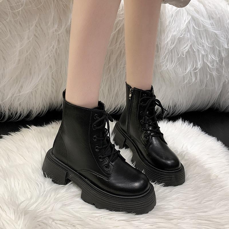 

Ботинки Martin женские 2025 осень-зима новые ботинки на платформе в британском стиле ретро с круглым носком на толстом каблуке со шнуровкой на молнии короткие ботинки 40 чёрный