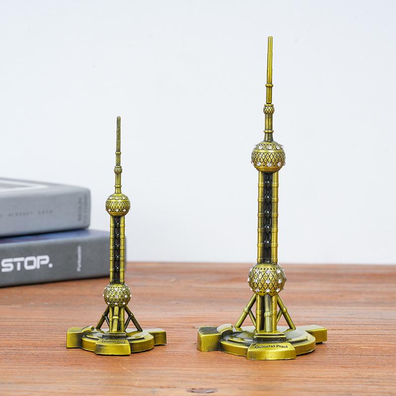 Shanghai Oriental Pearl TV Tower Metal Souvenir Ornament - Creative and Exquisite Gift