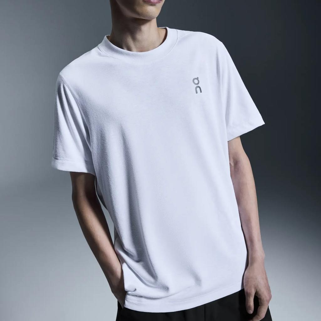 On Train T Graphic T Shirt Men's White 1MF10820069