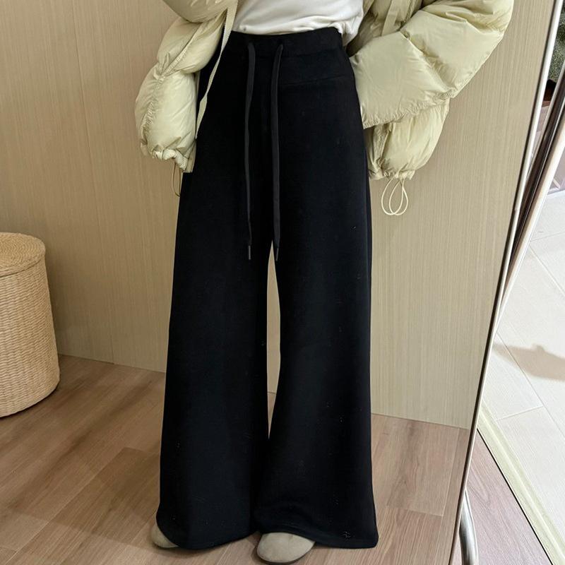 2025 Winter Korean High-Waisted Micro-Flare Pants: Versatile, Loose, Age-Reducing Women's Straight-Leg Trousers