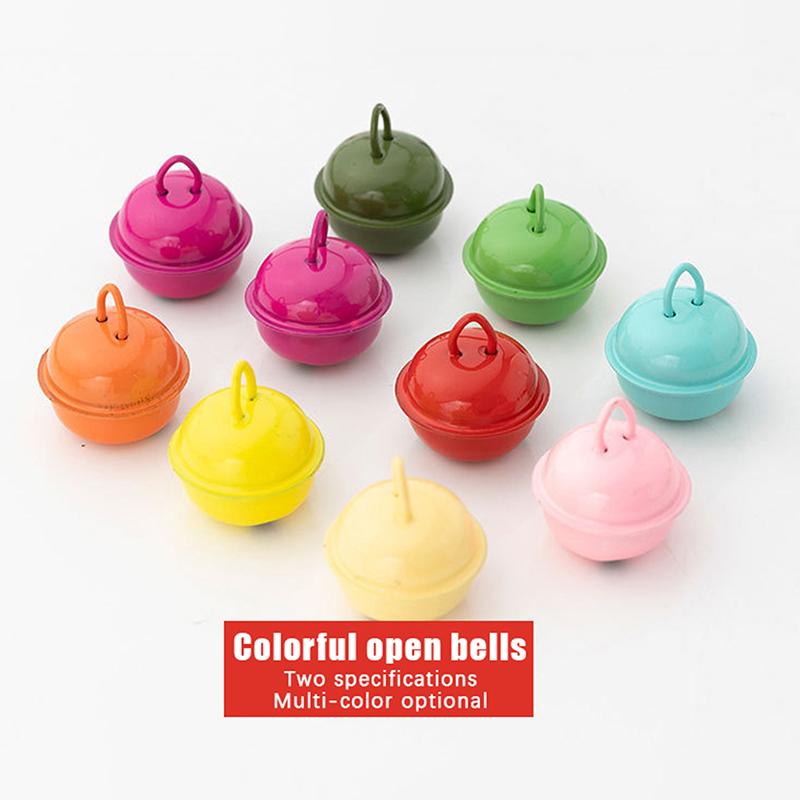 10 ks 22mm Barevné Malované Rolničky Kovové Kulaté Mini Zvonečky Ozdoby Dekor Přívěsky Na Vánoční DIY Řemesla