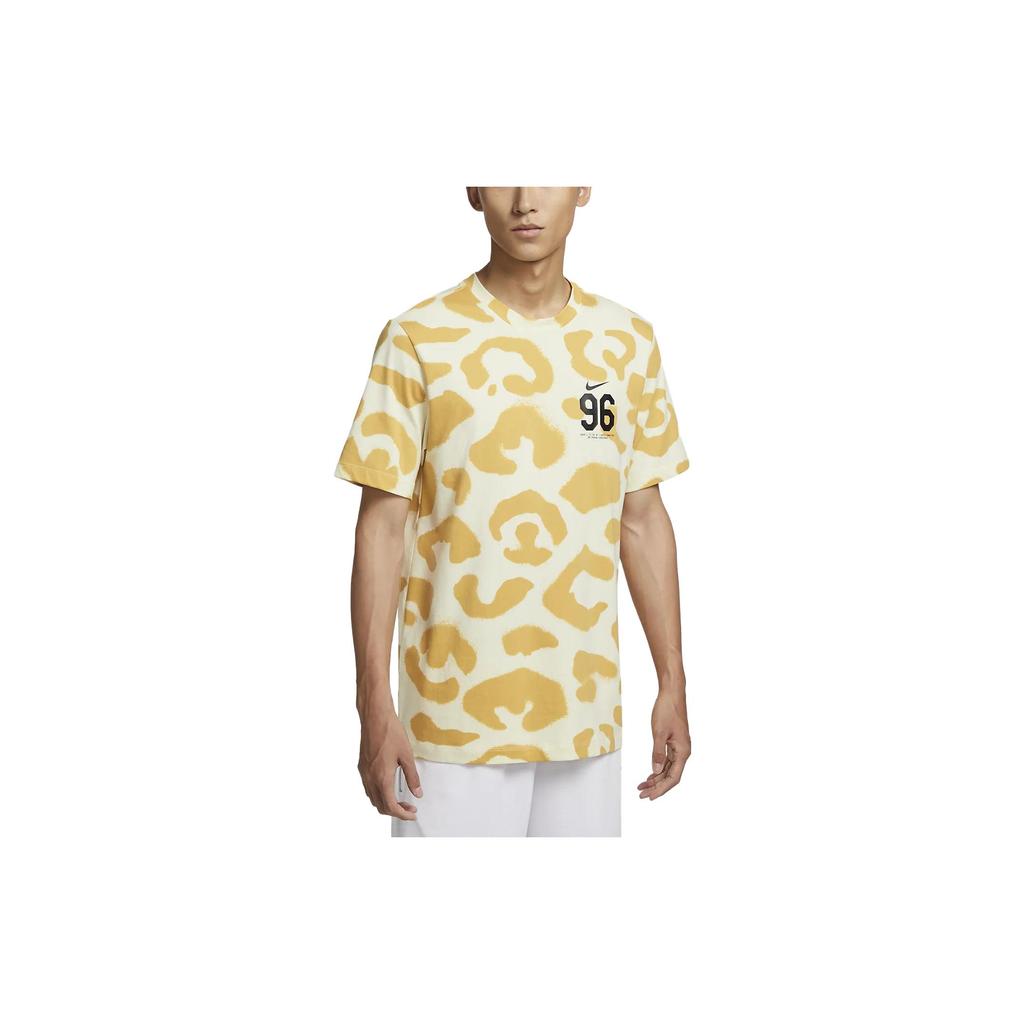 New Nike T Shirts Men's Coconut Milk FD0055-113