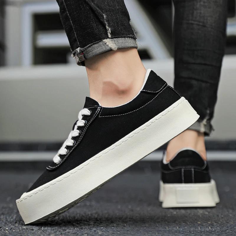 Mens Sneakers Spring Versatile Canvas Shoes Black Personalized Street Skateboarding Shoes Platform Breathable BoardShoes